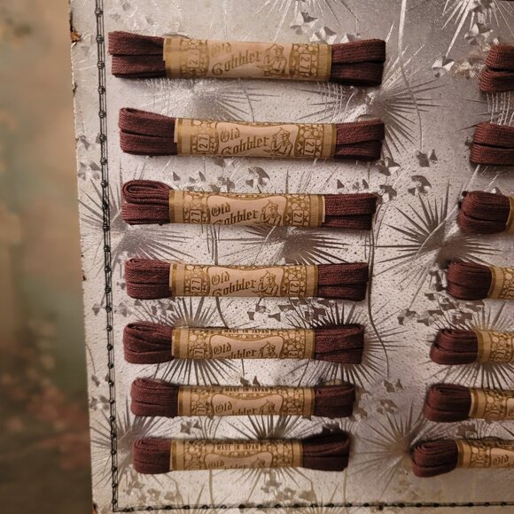 Alox Elastic Shoe Laces Store Display Card With All 14 Laces Shoe Laced on Top - Picture 5 of 9